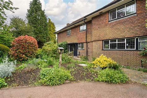 homes for sale in woldingham.